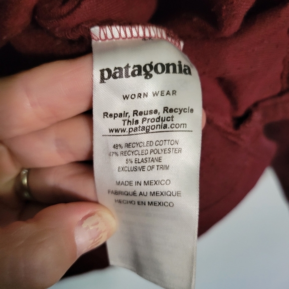 PATAGONIA Pastel P-6 Uprisal Hoodie Sweatshirt Size Small Womens Plum 39557 - Picture 7 of 9